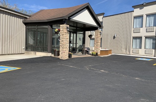 Miramichi Hotel | Travelodge by Wyndham Miramichi New Brunswick