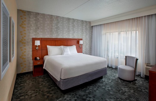 Andover Hotel | Courtyard by Marriott Boston Andover