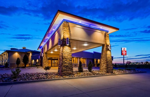 Kearney Hotel | Best Western Plus Mid Nebraska Inn & Suites