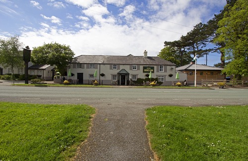 Henryd Hotel | The Groes Inn