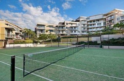 Burleigh Heads Hotel | Swell Resort Burleigh Beach