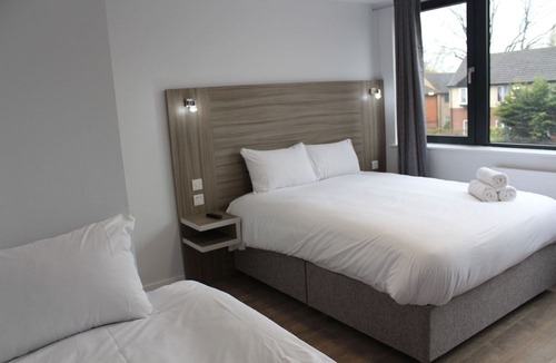Hillingdon Hotel | Sky Nights Hotel London Heathrow