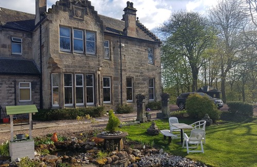 Wishaw Hotel | Bonkle House