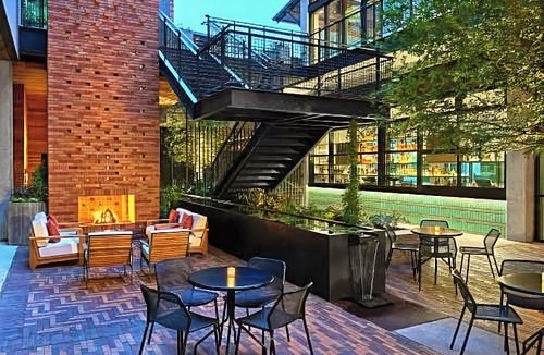 West End Hotel | Canopy by Hilton Austin Downtown