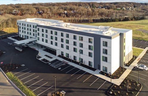 Southington Hotel | Courtyard by Marriott Southington