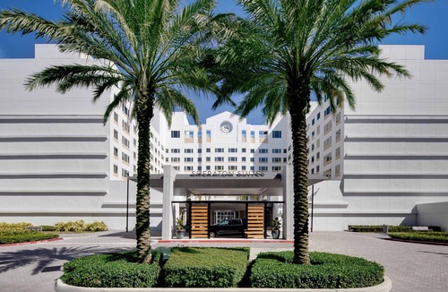 Plantation Hotel | Sheraton Suites Fort Lauderdale Plantation