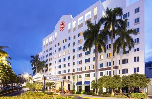 Plantation Hotel | Sheraton Suites Fort Lauderdale Plantation