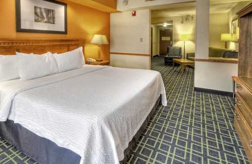 Murfreesboro Hotel | Fairfield Inn & Suites by Marriott Murfreesboro