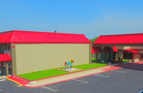 Perry Hotel | FairBridge Inn Express Perry