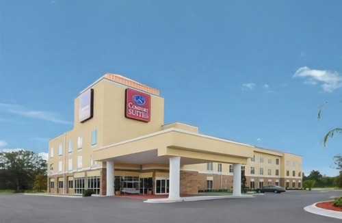 Brunswick Hotel | Comfort Suites Brunswick