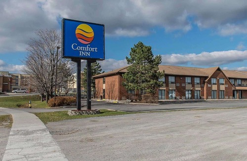 Kingston Hotel | Comfort Inn Highway 401