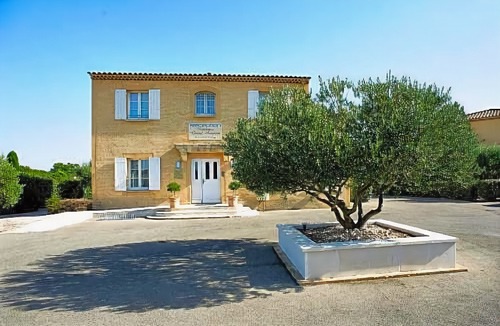 Vedene Hotel | Residhotel Golf Grand Avignon