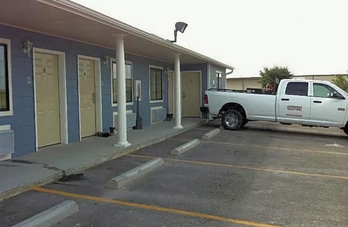 Kenedy Hotel | Kenedy Inn and Suites