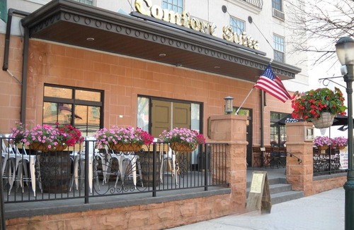 Carlisle Hotel | Comfort Suites Downtown Carlisle