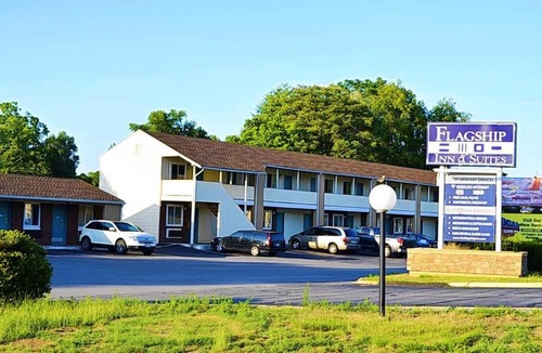 Groton Hotel | Flagship Inn & Suites