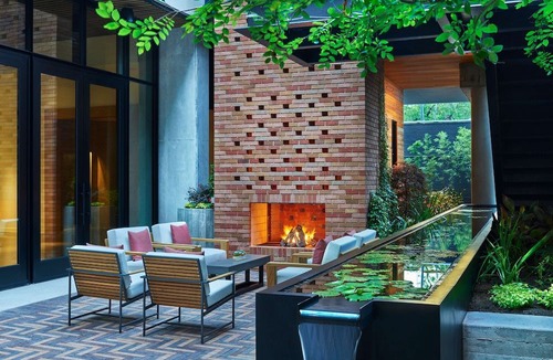 West End Hotel | Canopy by Hilton Austin Downtown