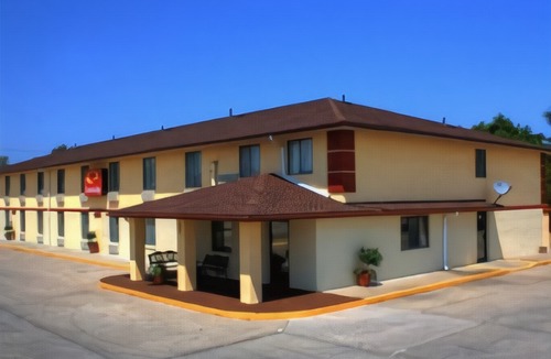 Lansing Hotel | Econo Lodge Lansing - Leavenworth