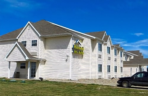 Colfax Hotel | Microtel Inn & Suites by Wyndham Colfax