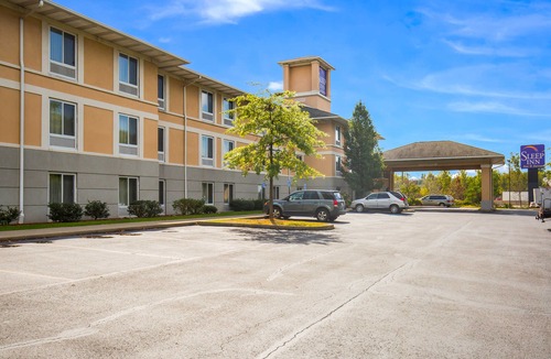 Dunmore Hotel | Sleep Inn & Suites Scranton Dunmore