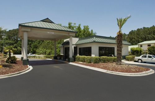 Richmond Hill Hotel | Days Inn by Wyndham Richmond Hill/Savannah