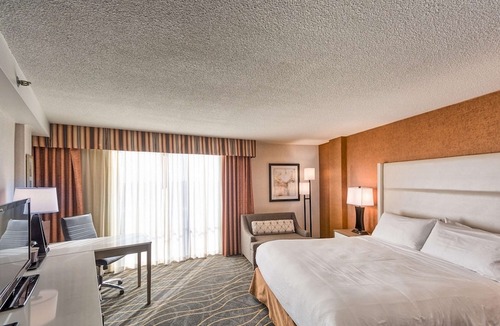 South Portland Hotel | DoubleTree by Hilton Portland, ME