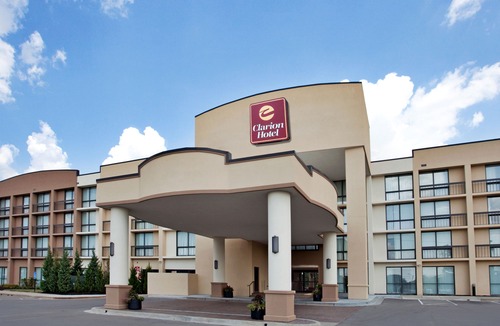 Lenexa Hotel | Radisson Hotel Lenexa Overland Park