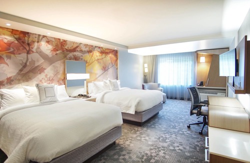 Lenox Hotel | Courtyard by Marriott Lenox Berkshires