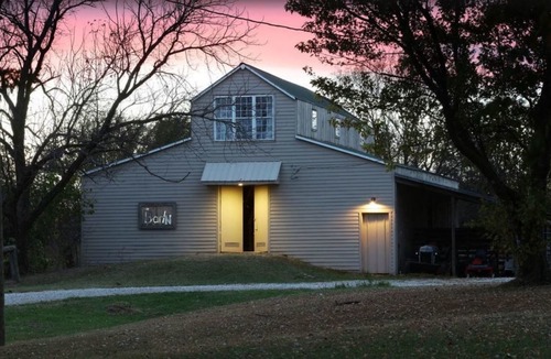 Fontana Hotel | Netherfield Natural Farm