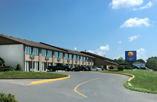 Cannifton Hotel | Comfort Inn Belleville