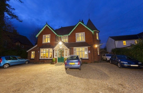 Horley Hotel | Gatwick Turret Guest House