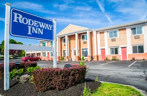 Middletown Hotel | Rodeway Inn Middletown