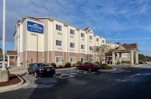 Greenville Hotel | Microtel Inn & Suites by Wyndham Greenville/University Medic