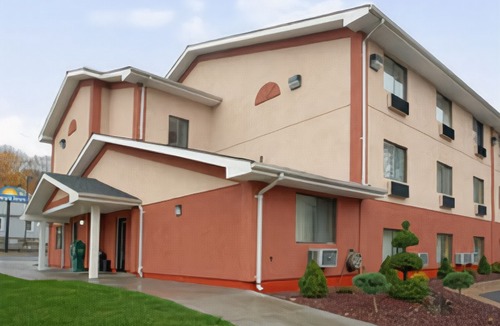 Torrington Hotel | Days Inn by Wyndham Torrington