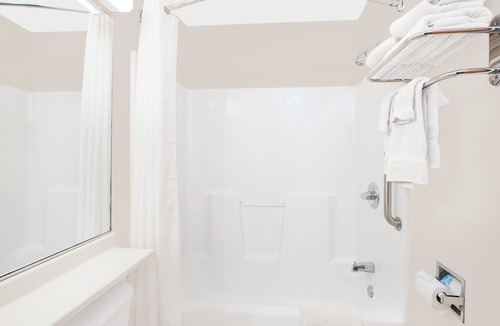 Colfax Hotel | Microtel Inn & Suites by Wyndham Colfax