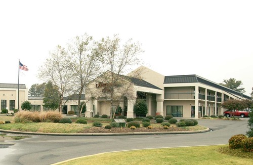 Union City Hotel | Quality Inn Union City US 51