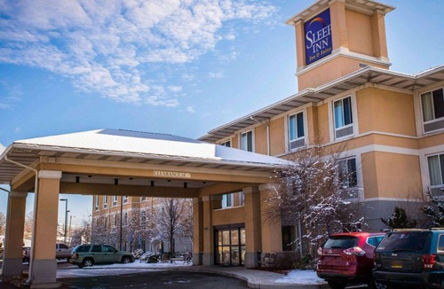 Dunmore Hotel | Sleep Inn & Suites Scranton Dunmore