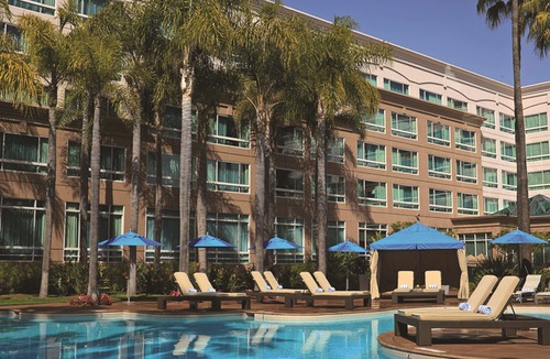 Carmel Valley Hotel | DoubleTree by Hilton San Diego - Del Mar