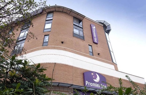 Solihull Hotel | Premier Inn Solihull Town Centre