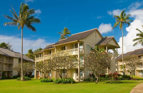 Wailua Hotel | Aston Islander on The Beach