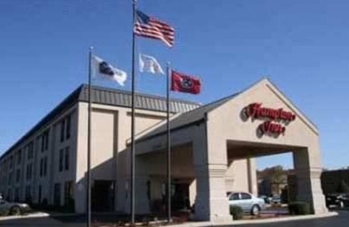 Tullahoma Hotel | Hampton Inn Tullahoma