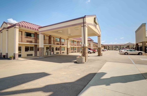 North Platte Hotel | North Platte Inn & Suites