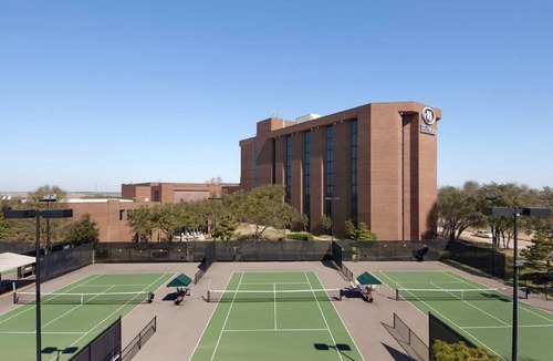 Grapevine Hotel | Hilton DFW Lakes Executive Conference Center