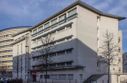 Miroir - Batignolles Hotel | Zenitude Hôtel-Résidences le Mans Novaxis