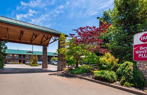 Sutherlin Hotel | BEST WESTERN PLUS Hartford Lodge