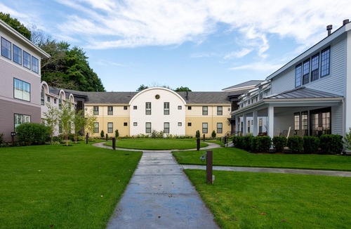 Rowley Hotel | Briar Barn Inn