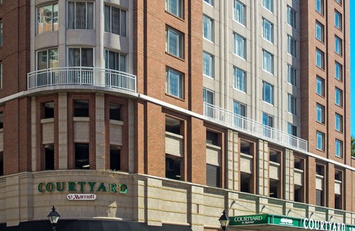 Harbor East Hotel | Courtyard by Marriott Baltimore Downtown/Inner Harbor