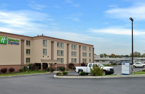 Mechanicsburg Hotel | Holiday Inn Express Harrisburg SW - Mechanicsburg, an Ihg Hotel
