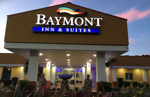 Walterboro Hotel | Baymont by Wyndham Walterboro