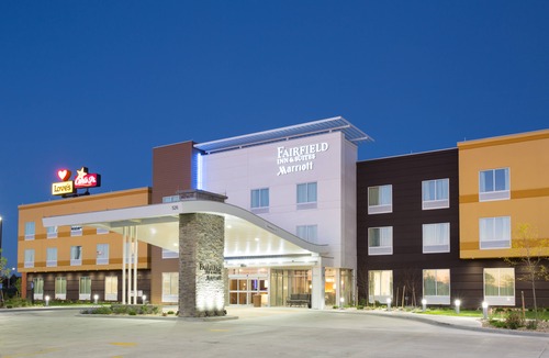 Burlington Hotel | Fairfield Inn & Suites by Marriott Burlington