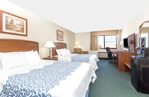 Sidney Hotel | Days Inn by Wyndham Sidney